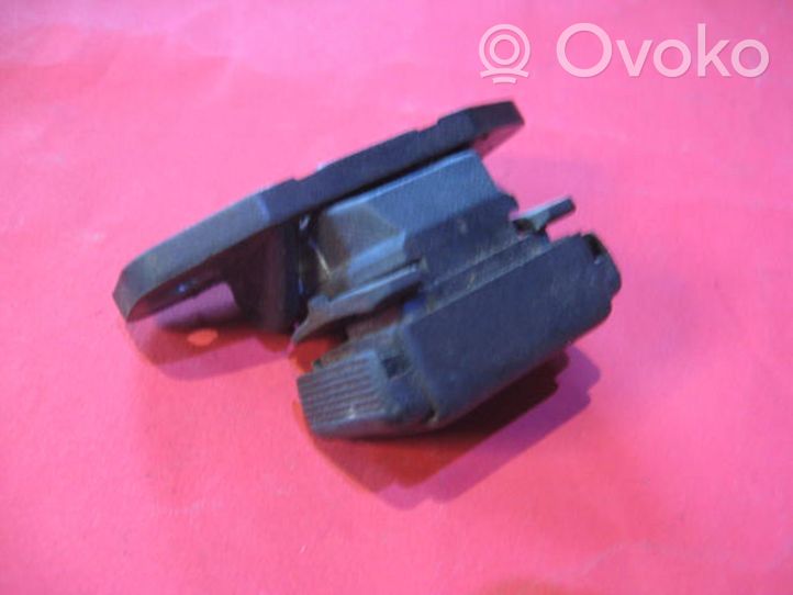 Ford Scorpio Glove box lock 83BGA06157AA