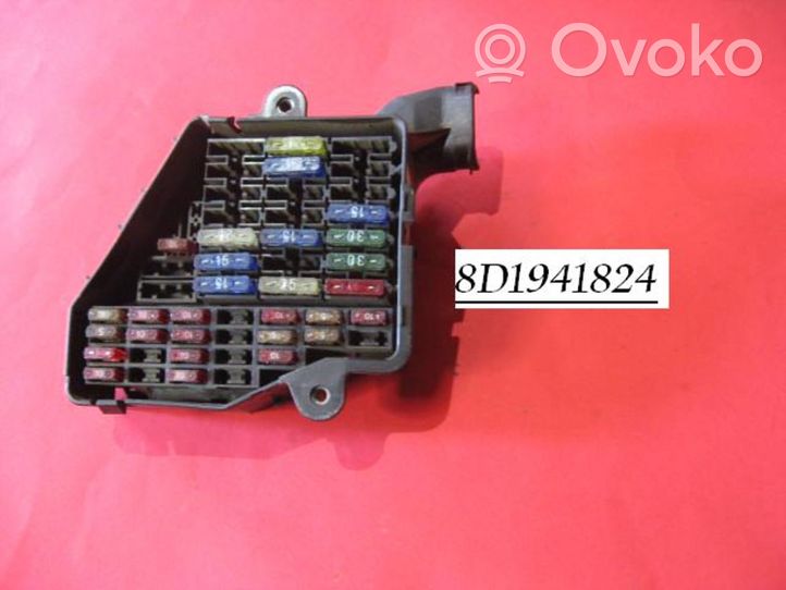 Audi A4 S4 B5 8D Modulo fusibile 8D1941824