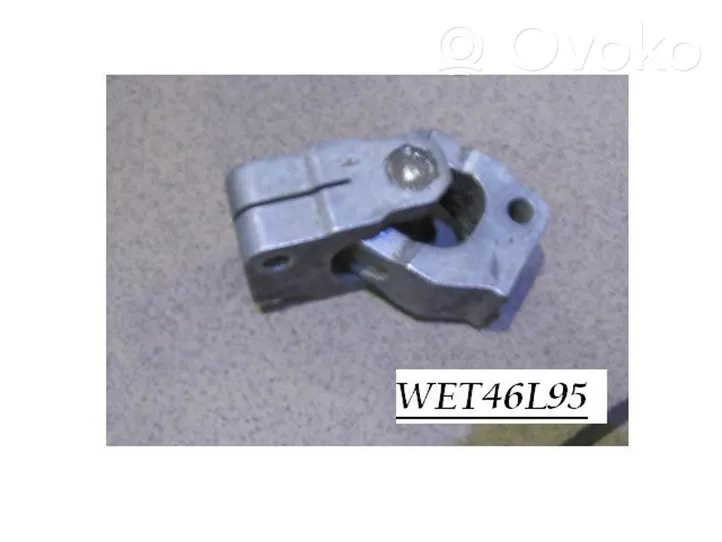 BMW 3 E30 Giunto cardanico del piantone dello sterzo WET0683