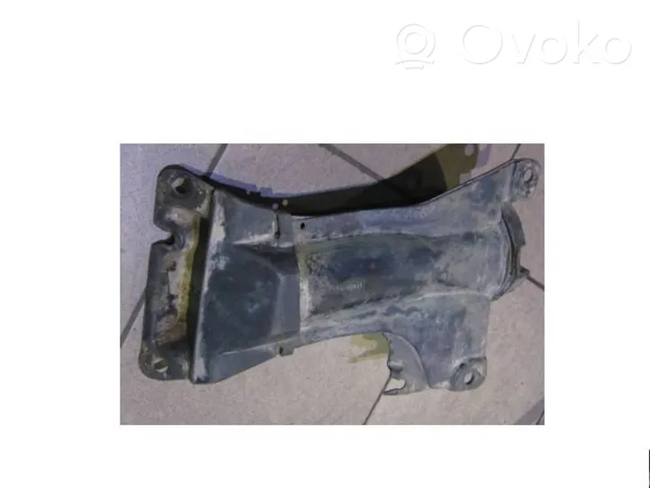 Audi 80 90 S2 B4 Staffa di rinforzo per l’ammortizzatore anteriore 8A0512341C