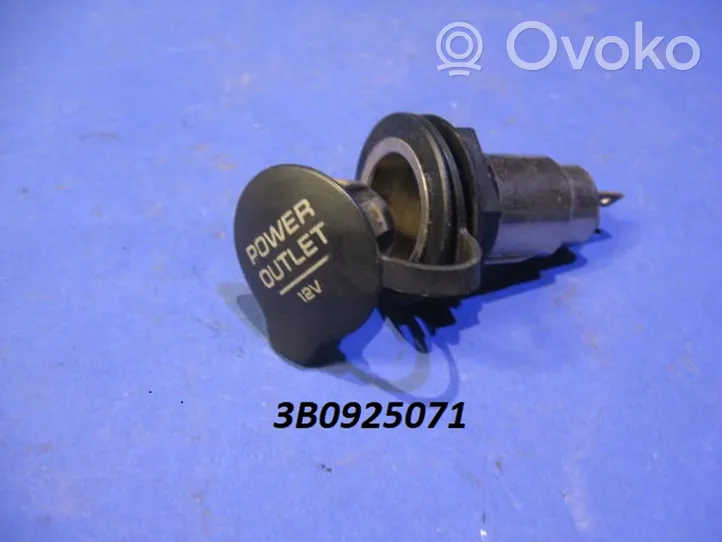 Volkswagen Bora 12 V Socket (rear) 3B0925071