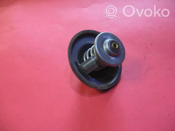 Volvo V70 Thermostat C8211487