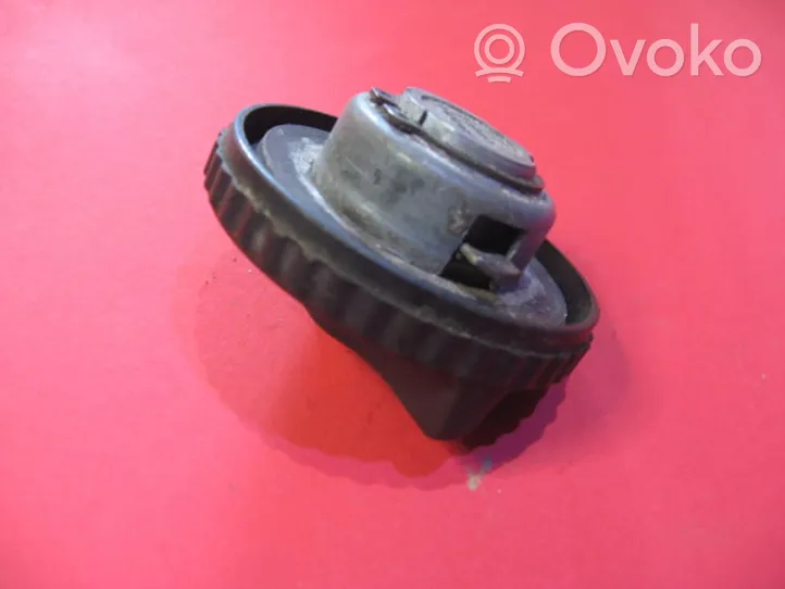 Mercedes-Benz 100 W631 Tappo del serbatoio del carburante 2OHNE