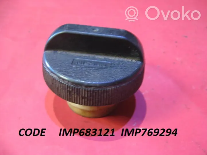 Nissan Maxima Tappo del serbatoio del carburante IMP683121