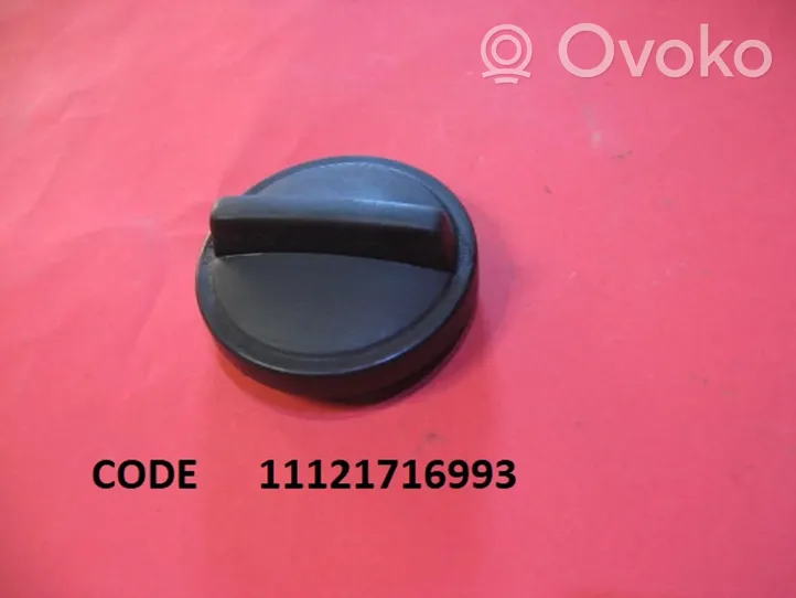 BMW 3 E30 Oil filler cap 11121716993