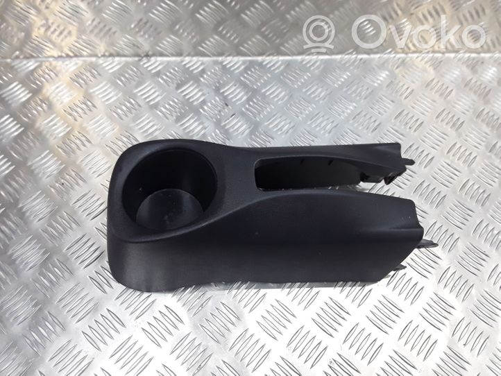 Toyota Aygo AB40 Uchwyt na kubek deski rozdzielczej 1388658X