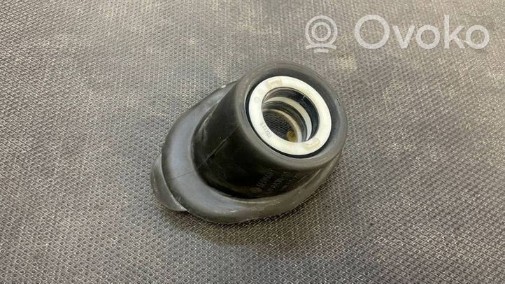 BMW 3 F30 F35 F31 Altra parte del motore 6858470