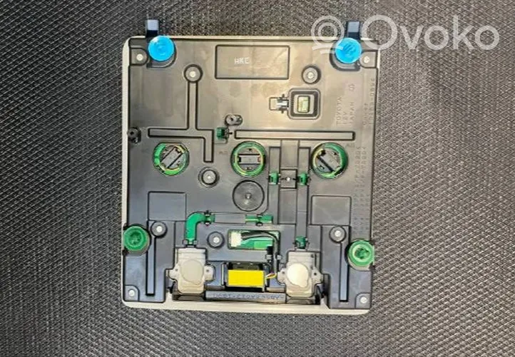 Lexus ES 300h Éclairage lumière plafonnier avant 1D153069G