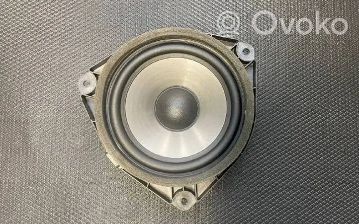 Lexus ES 300h Enceinte de porte arrière 8616033820