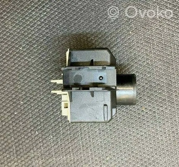 Mercedes-Benz ML W166 Ignition lock A1669052801