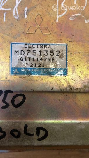 Mitsubishi Space Wagon Calculateur moteur ECU MD751352