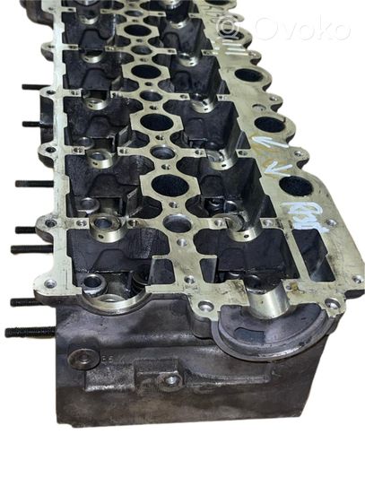 Volvo V70 Engine head 31104738