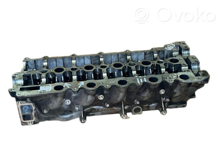 Volvo V70 Engine head 31104738