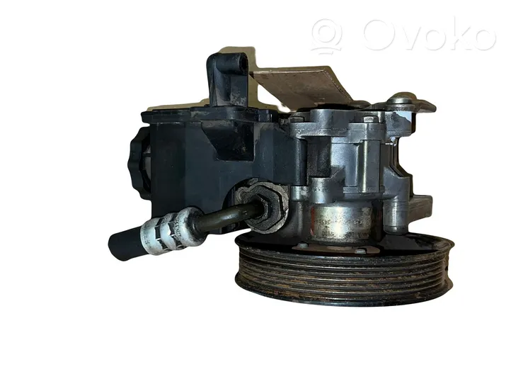 Mercedes-Benz E W210 Pompe de direction assistée A6042960010H