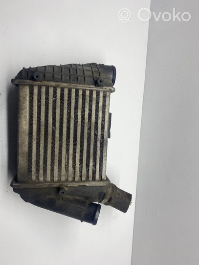 Audi A4 S4 B7 8E 8H Radiatore intercooler 8E0145806C