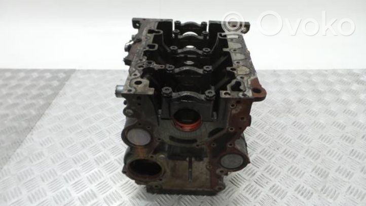 Volkswagen Golf VII Engine block 