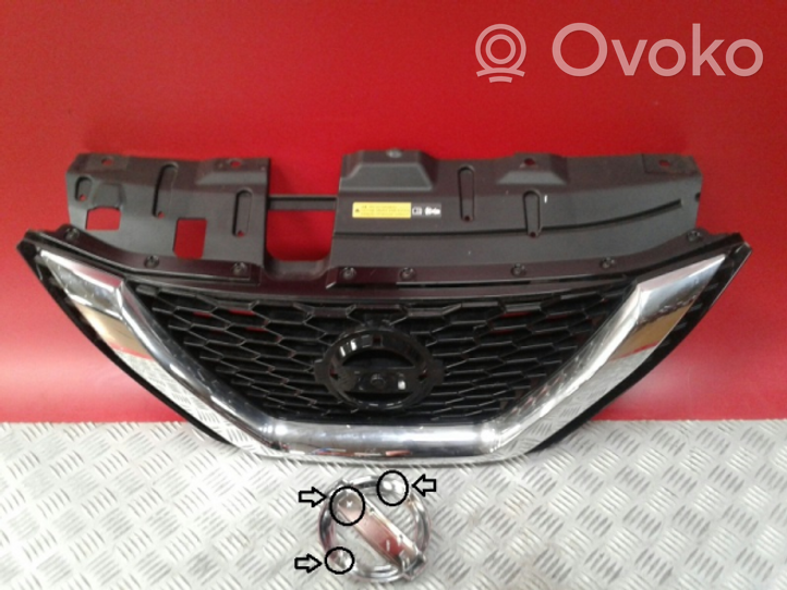 Nissan Qashqai Atrapa chłodnicy / Grill 