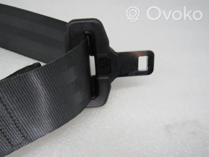 Fiat 500L Front seatbelt 