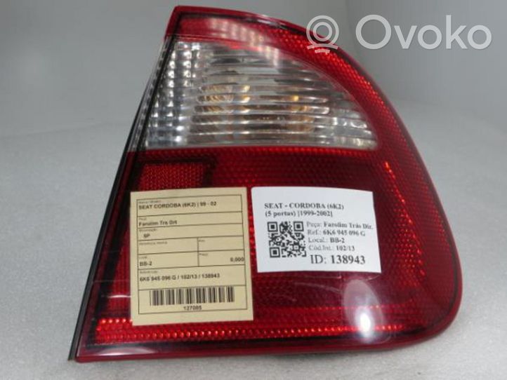 Seat Cordoba (6K) Lampy tylnej klapy bagażnika 