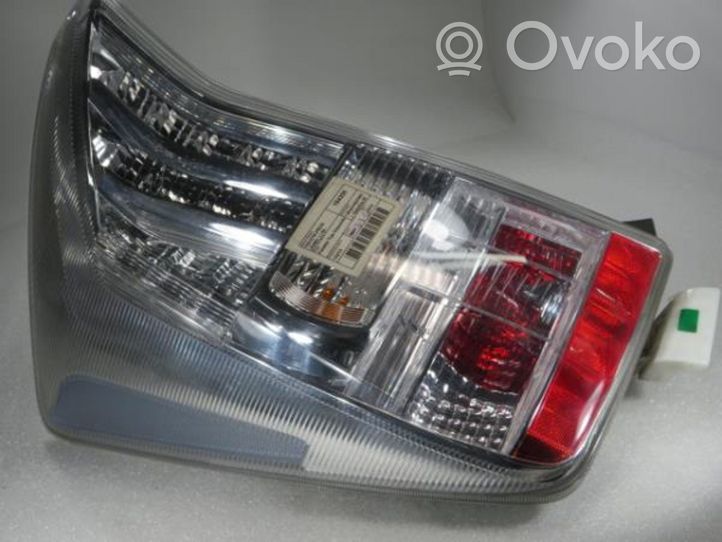 Toyota Prius (XW30) Lampy tylnej klapy bagażnika 