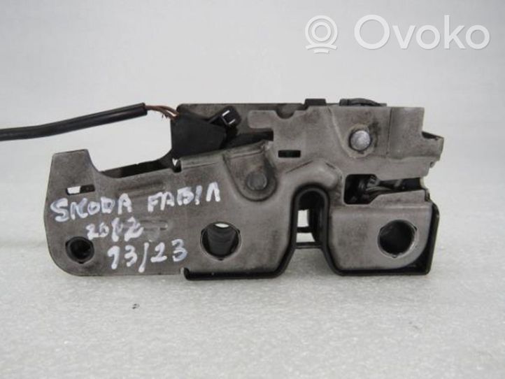 Skoda Fabia Mk2 (5J) Rygiel / Zaczep zamka pokrywy przedniej / maski silnika 