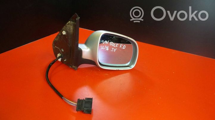 Volkswagen Golf IV Front door electric wing mirror 