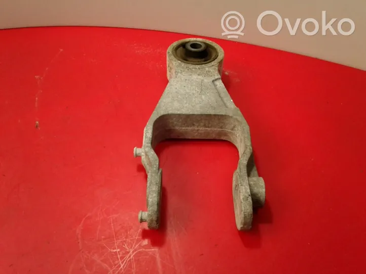 Opel Tigra B Engine mount bracket 