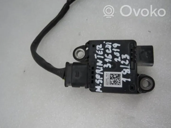 Mercedes-Benz Sprinter W907 W910 Alarm movement detector/sensor 