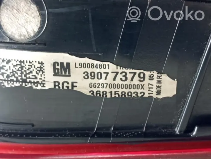 Opel Astra K Lampy tylnej klapy bagażnika 