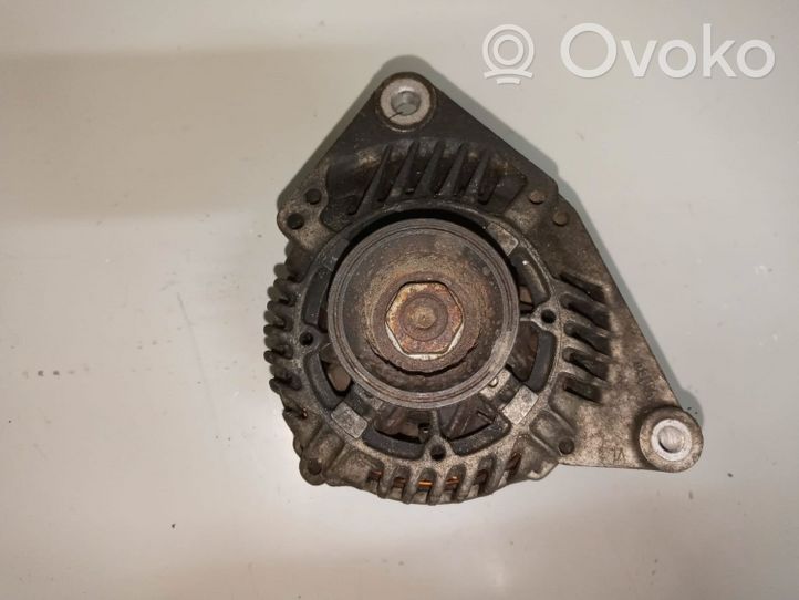 Audi A4 S4 B5 8D Generatore/alternatore 