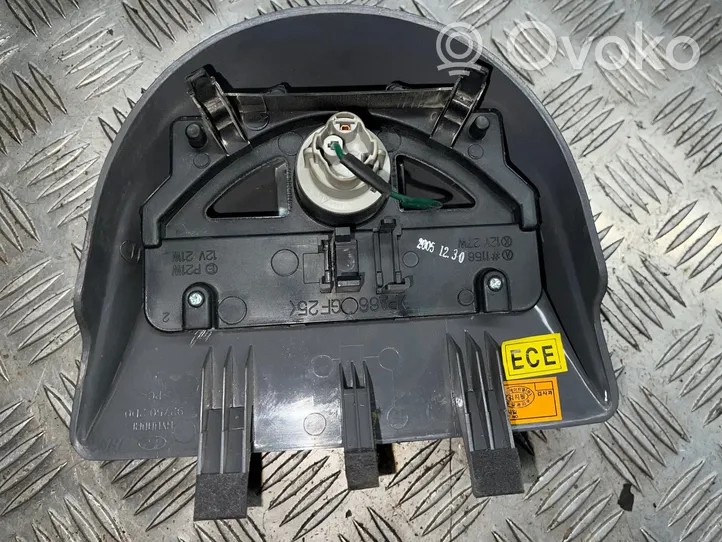 Hyundai Elantra Third/center stoplight PA66GF5