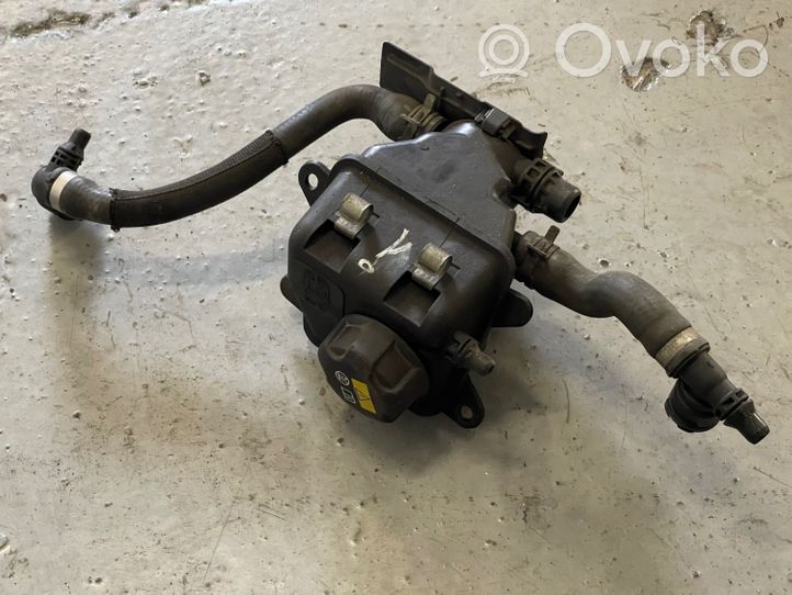 BMW 6 F12 F13 Vase d'expansion / réservoir de liquide de refroidissement 7647281