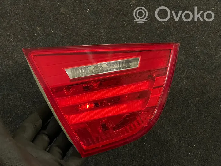 BMW 3 E90 E91 Tailgate rear/tail lights 7154155