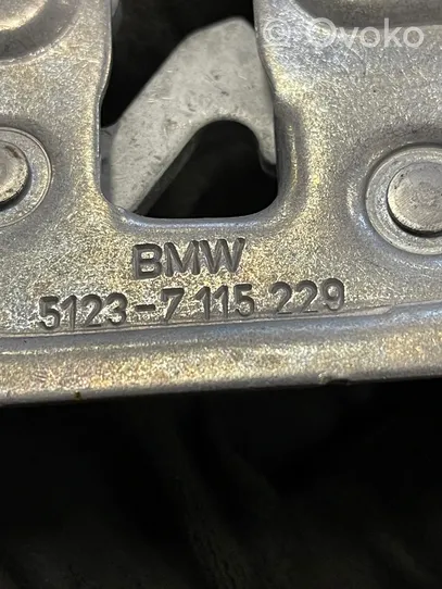 BMW X1 E84 Zamek pokrywy przedniej / maski silnika 7115229