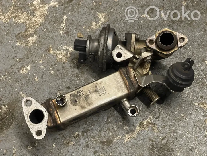 BMW 3 E92 E93 EGR valve cooler 7797371