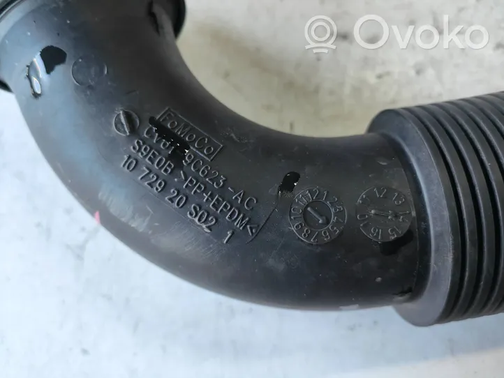 Ford Focus Tube d'admission d'air 9C623