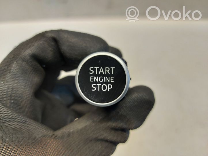 Audi A3 8Y Moottorin start-stop-painike/kytkin 83A905217