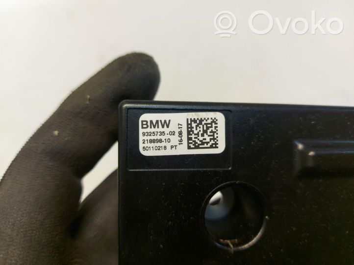 BMW 2 F22 F23 Pystyantennivahvistin 9325735-02