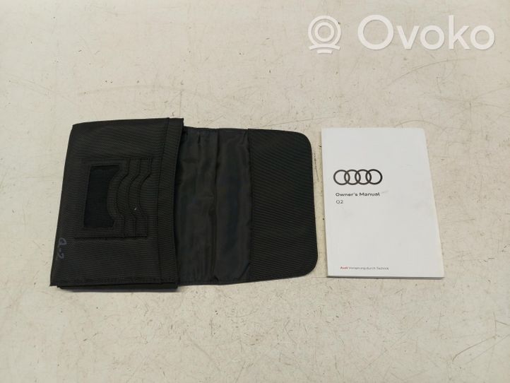 Audi Q2 - Tavaratilan säilytyslokero 