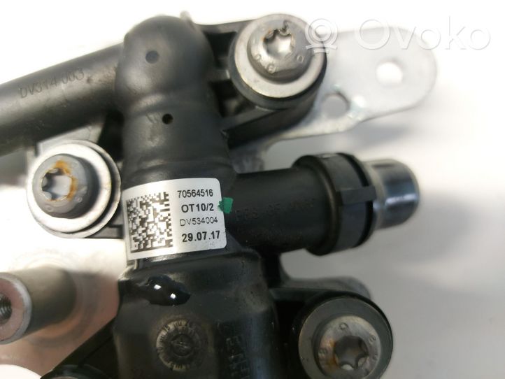 BMW 2 F22 F23 Radiador del aceite del motor 51750612