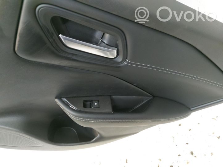 Nissan Qashqai J12 Rivestimento laterale del portellone posteriore/bagagliaio 