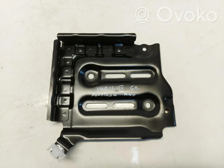 Toyota Yaris XP210 Support batterie 