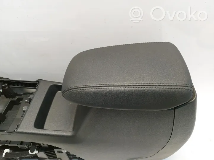 Ford Kuga III Center console 