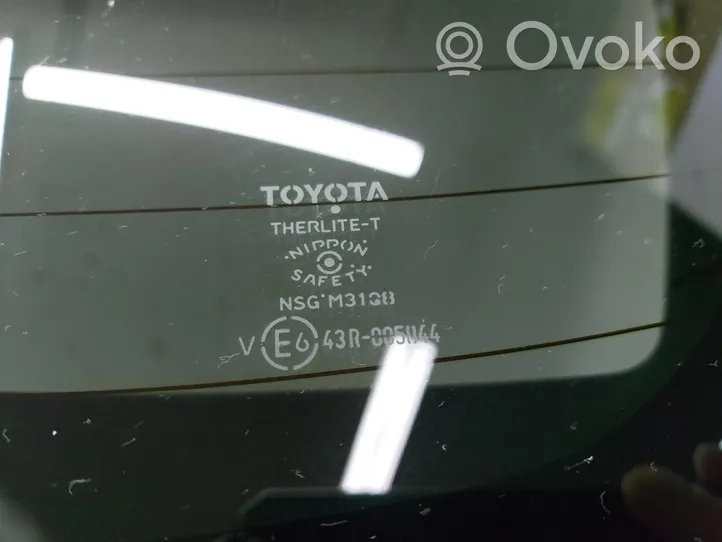 Toyota Prius Prime Tylna klapa bagażnika 