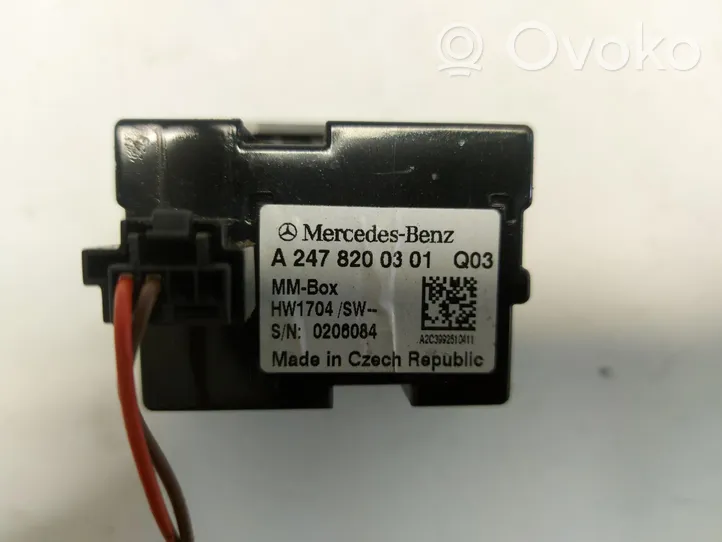 Mercedes-Benz B W247 USB-pistokeliitin a2478200301