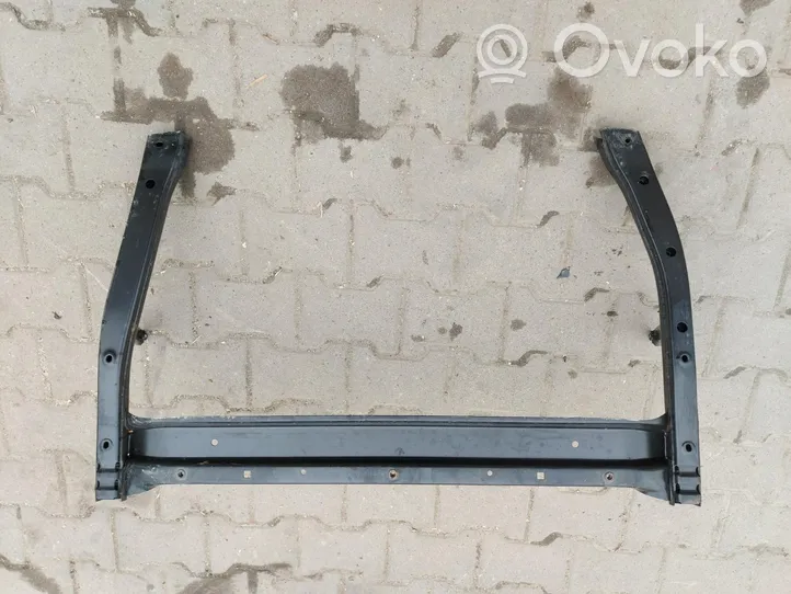 Volvo XC40 Panel mocowanie chłodnicy / dół 32221552