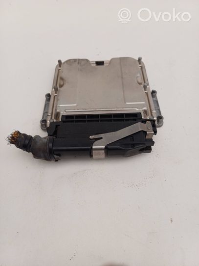 Citroen C5 Sterownik / Moduł ECU 9641607980