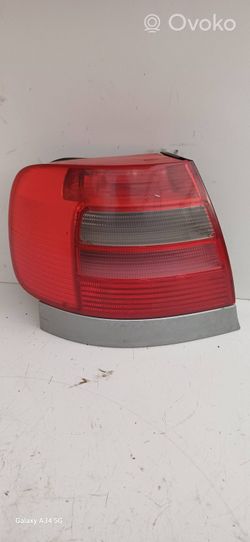 Audi A4 S4 B5 8D Galinis žibintas kėbule 8D0945095D