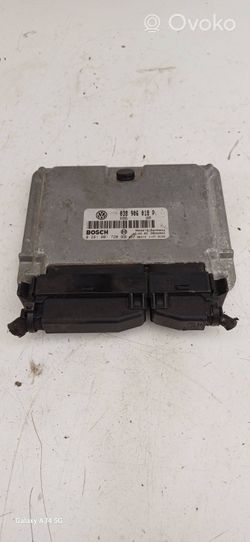 Audi A4 S4 B5 8D Variklio valdymo blokas 038906018P