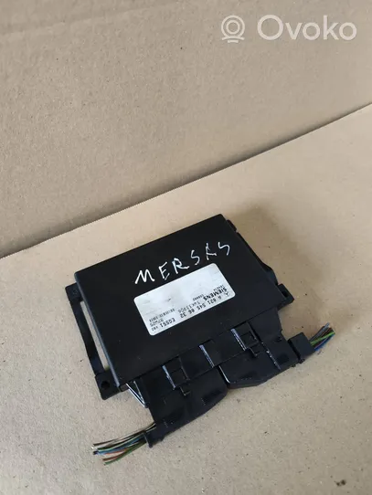 Mercedes-Benz E W210 Module de contrôle de boîte de vitesses ECU A0215450632